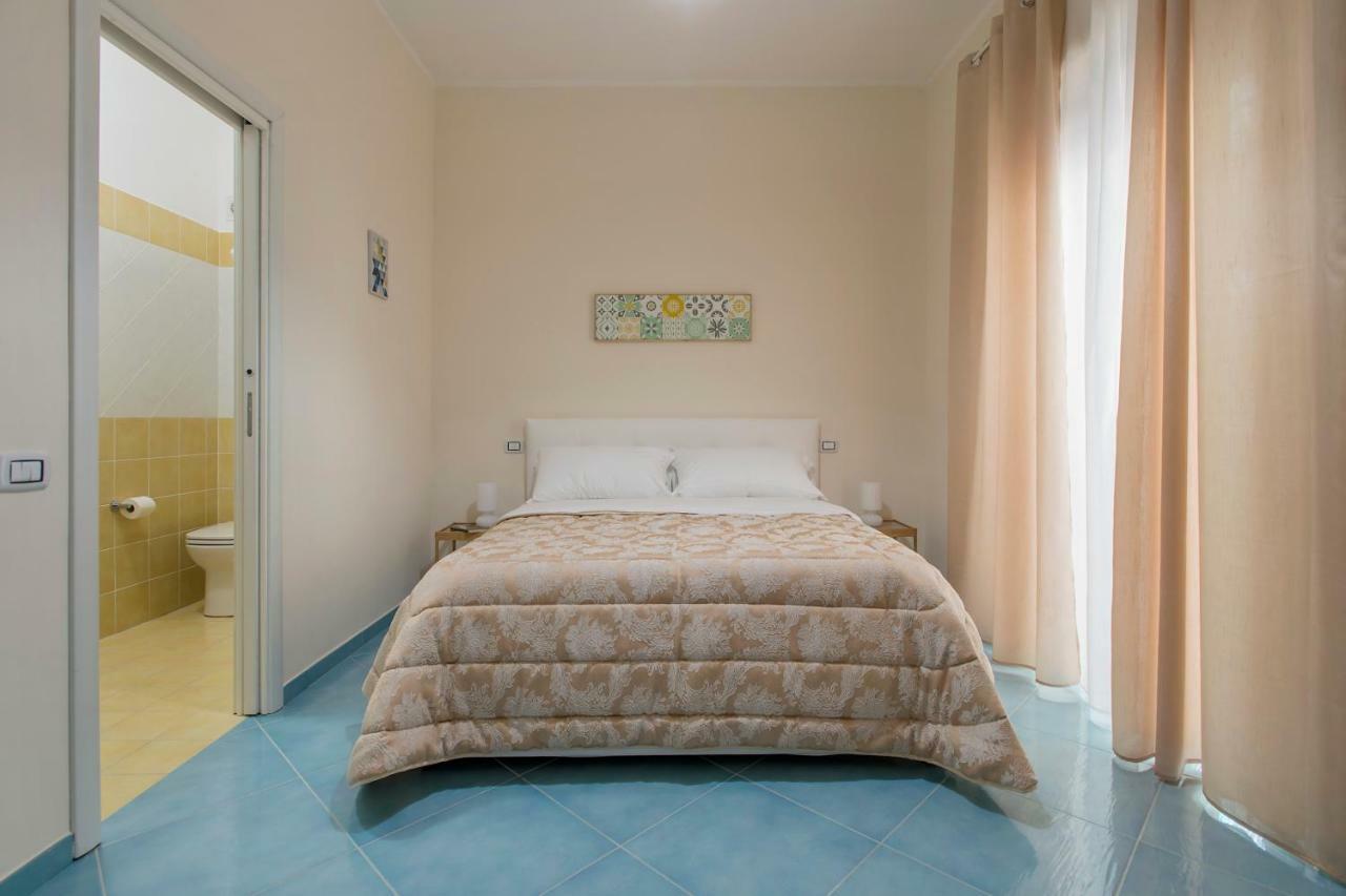 Bed and Breakfast Ad Maiora à Salernes Extérieur photo
