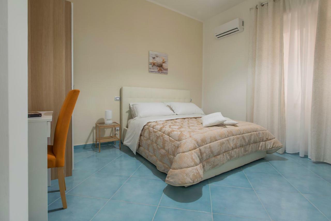Bed and Breakfast Ad Maiora à Salernes Extérieur photo