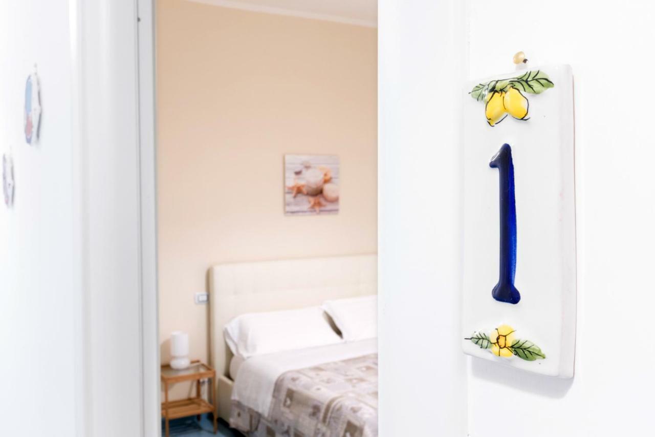 Bed and Breakfast Ad Maiora à Salernes Extérieur photo